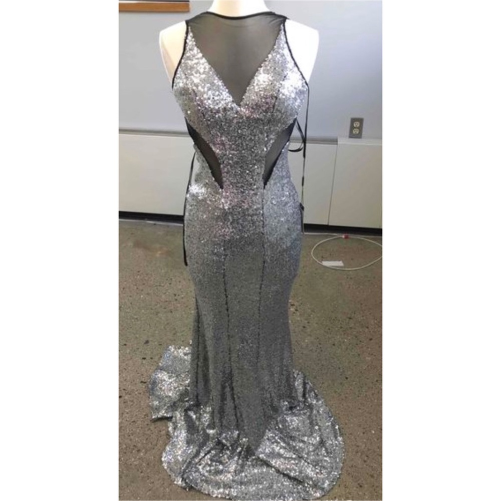 Womens Size 4 Favianna Sequin Dress NWT